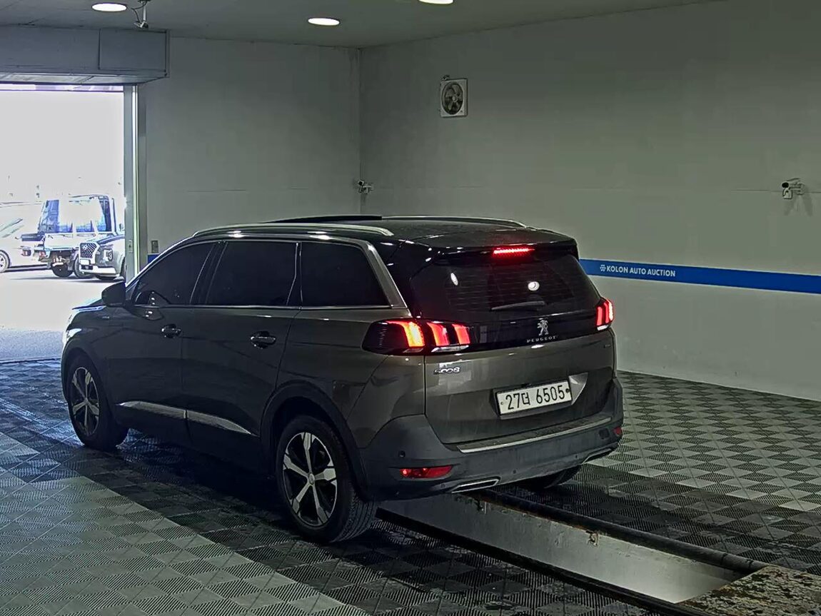 PEUGEOT 5008 (2ND GEN) 1.5 BlueHDi GT LINE 2019 - zdjęcie 6