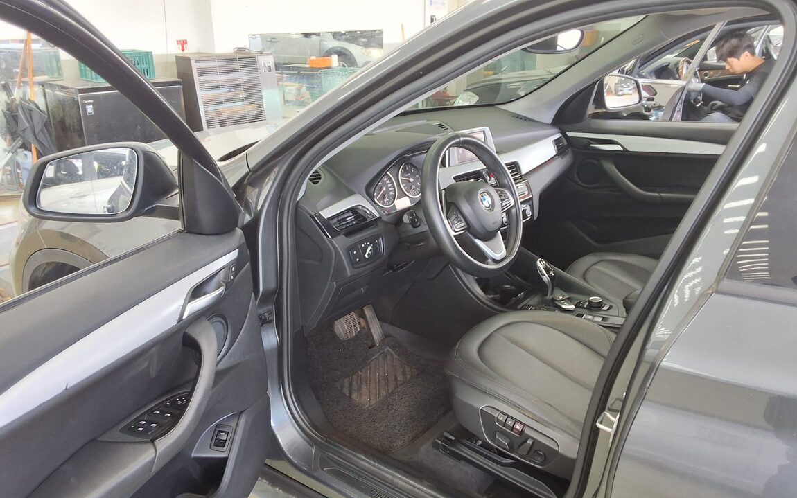BMW X1 (2ND GEN) 20d xDRIVE JOY 2018 - zdjęcie 10