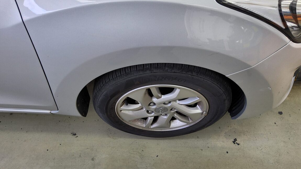 HYUNDAI NEW i30 1.6 GDi UNIQUE 2012 - zdjęcie 25