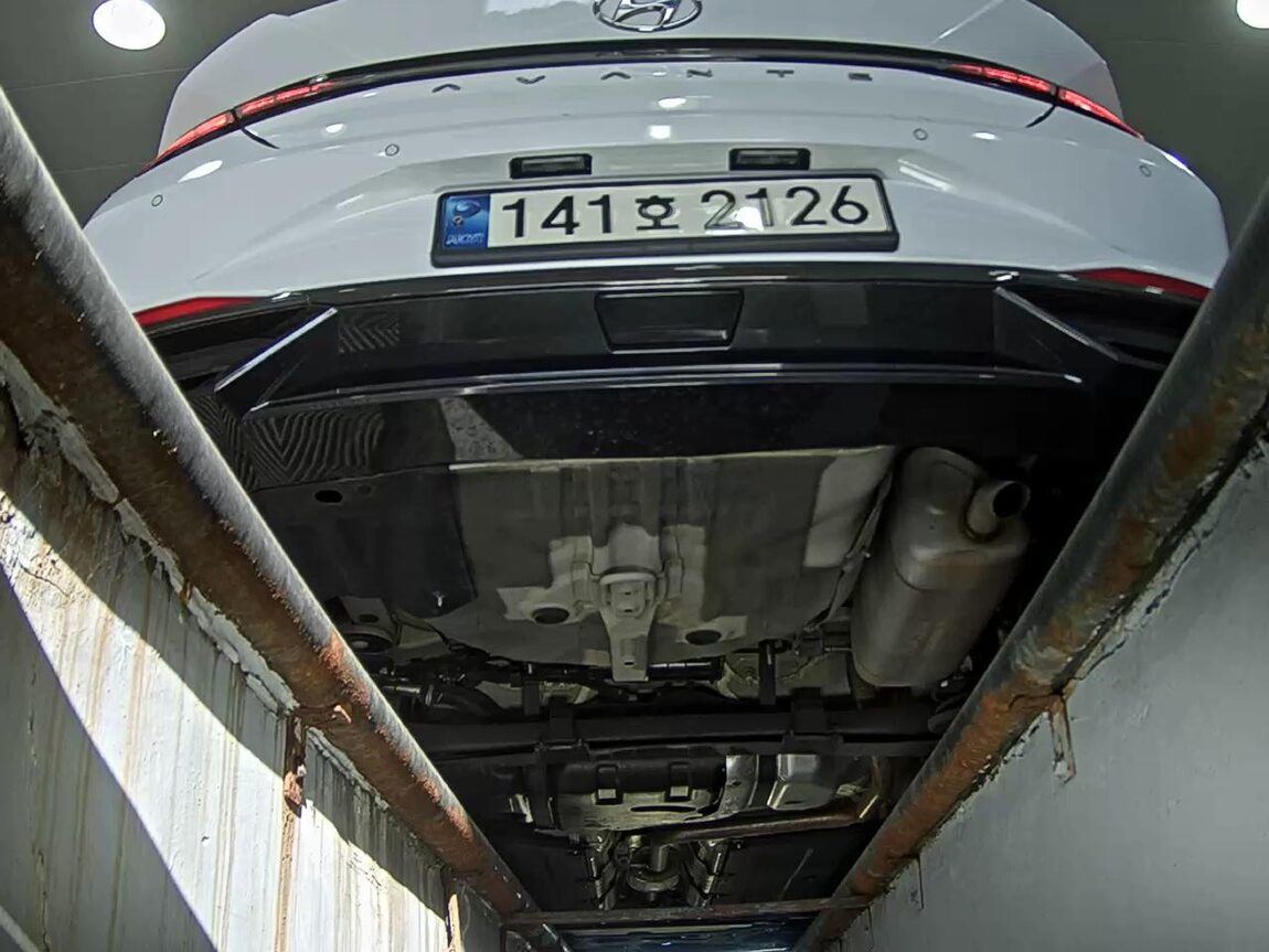 HYUNDAI AVANTE (CN7) 1.6 GASOLINE INSPIRATION 2022 - zdjęcie 8