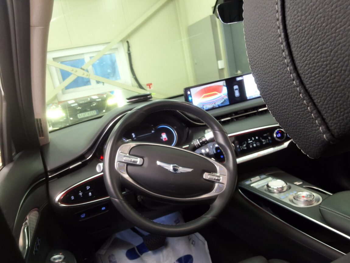 GENESIS GV70 2.5T AWD BASE MODEL 2021 - zdjęcie 12
