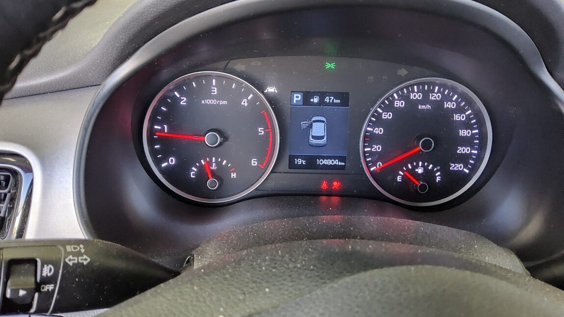 KIA STONIC U2 1.6 DIESEL TRENDY 2019 - zdjęcie 9