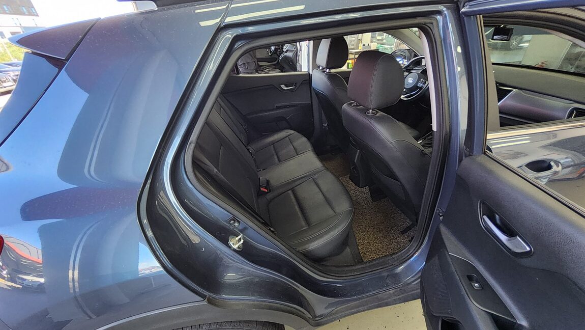 KIA STONIC U2 1.6 DIESEL TRENDY 2019 - zdjęcie 13