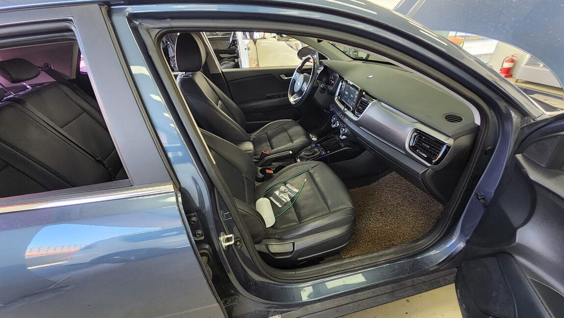 KIA STONIC U2 1.6 DIESEL TRENDY 2019 - zdjęcie 14