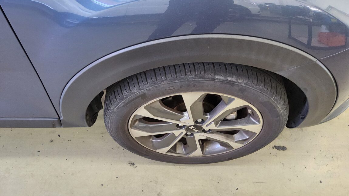 KIA STONIC U2 1.6 DIESEL TRENDY 2019 - zdjęcie 25