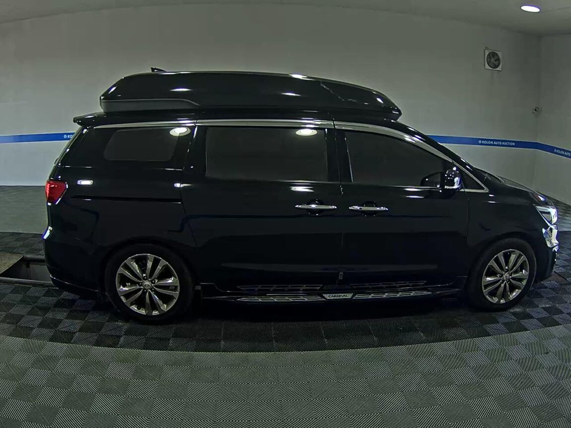 KIA ALL NEW CARNIVAL HI-LIMOUSINE GASOLINE 7-SEATER PRESIDENT 2016 - zdjęcie 4