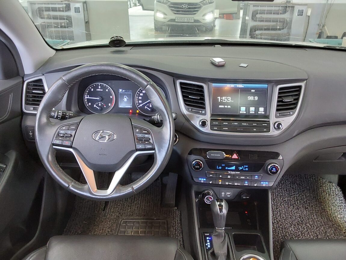 HYUNDAI ALL NEW TUCSON DIESEL R2.0 2WD MODERN 2017 - zdjęcie 11