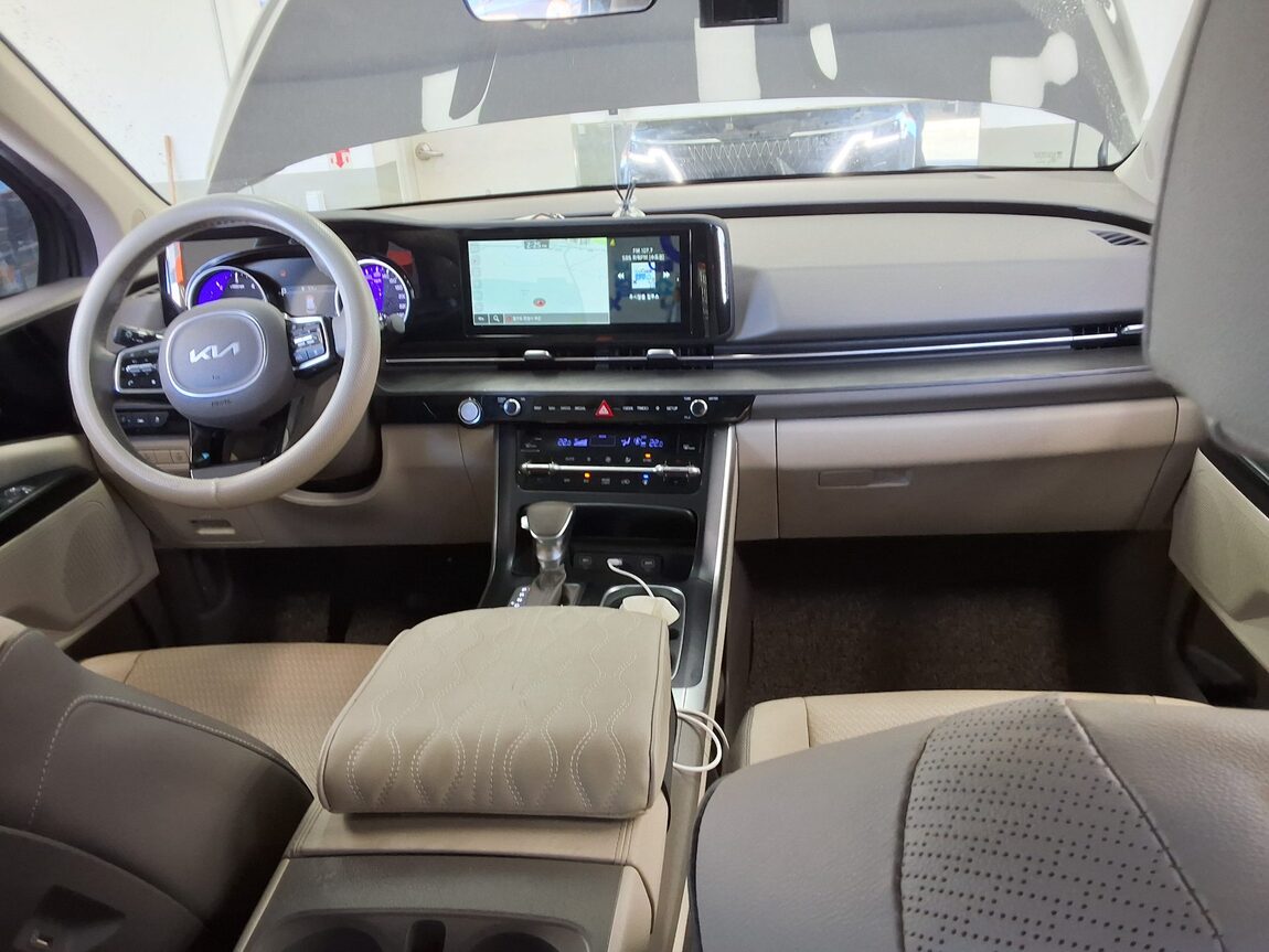 KIA NEW CARNIVAL (KA4) 9-SEATER DIESEL PRESTIGE 2023 - zdjęcie 11