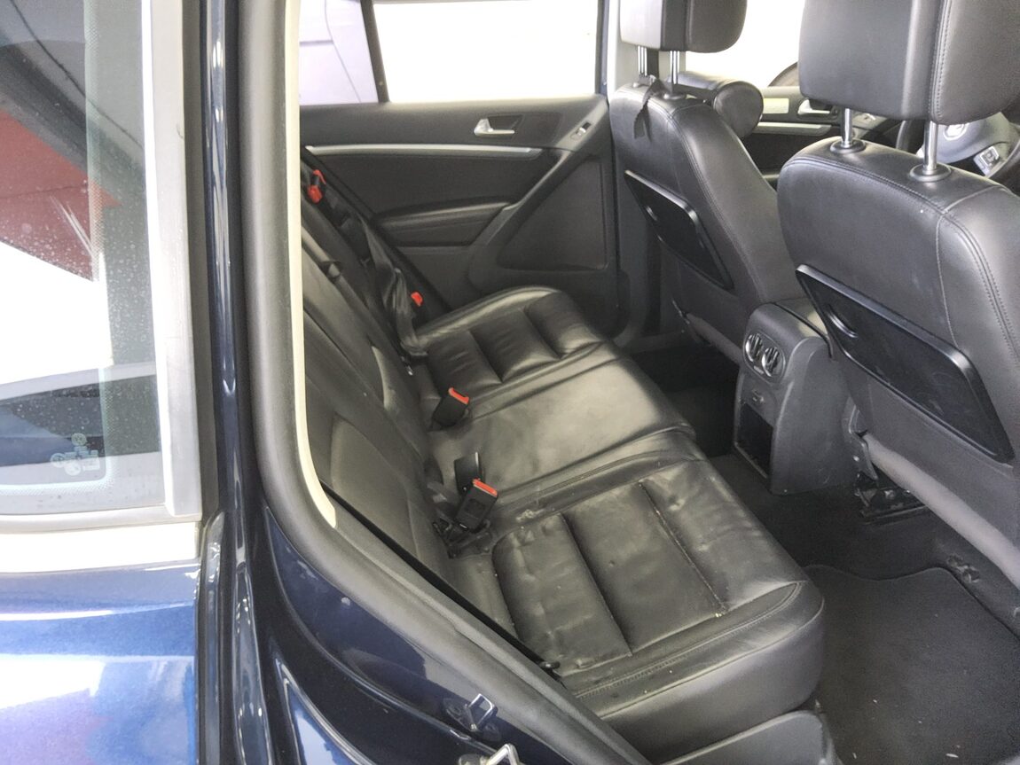VOLKSWAGEN TIGUAN 2.0 TDI BLUEMOTION COMFORT 2013 - zdjęcie 13