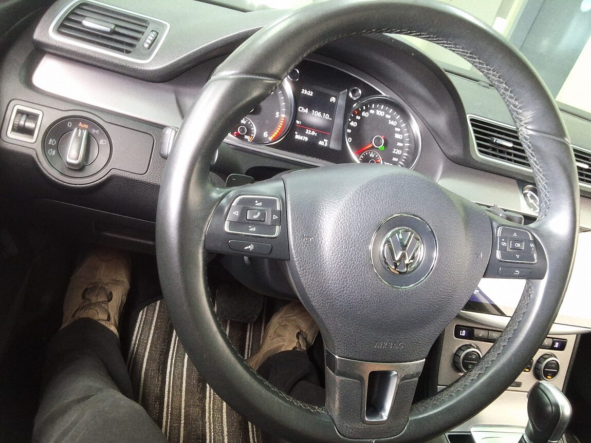 VOLKSWAGEN CC 2.0 TDI BLUEMOTION 4MOTION 2015 - zdjęcie 22