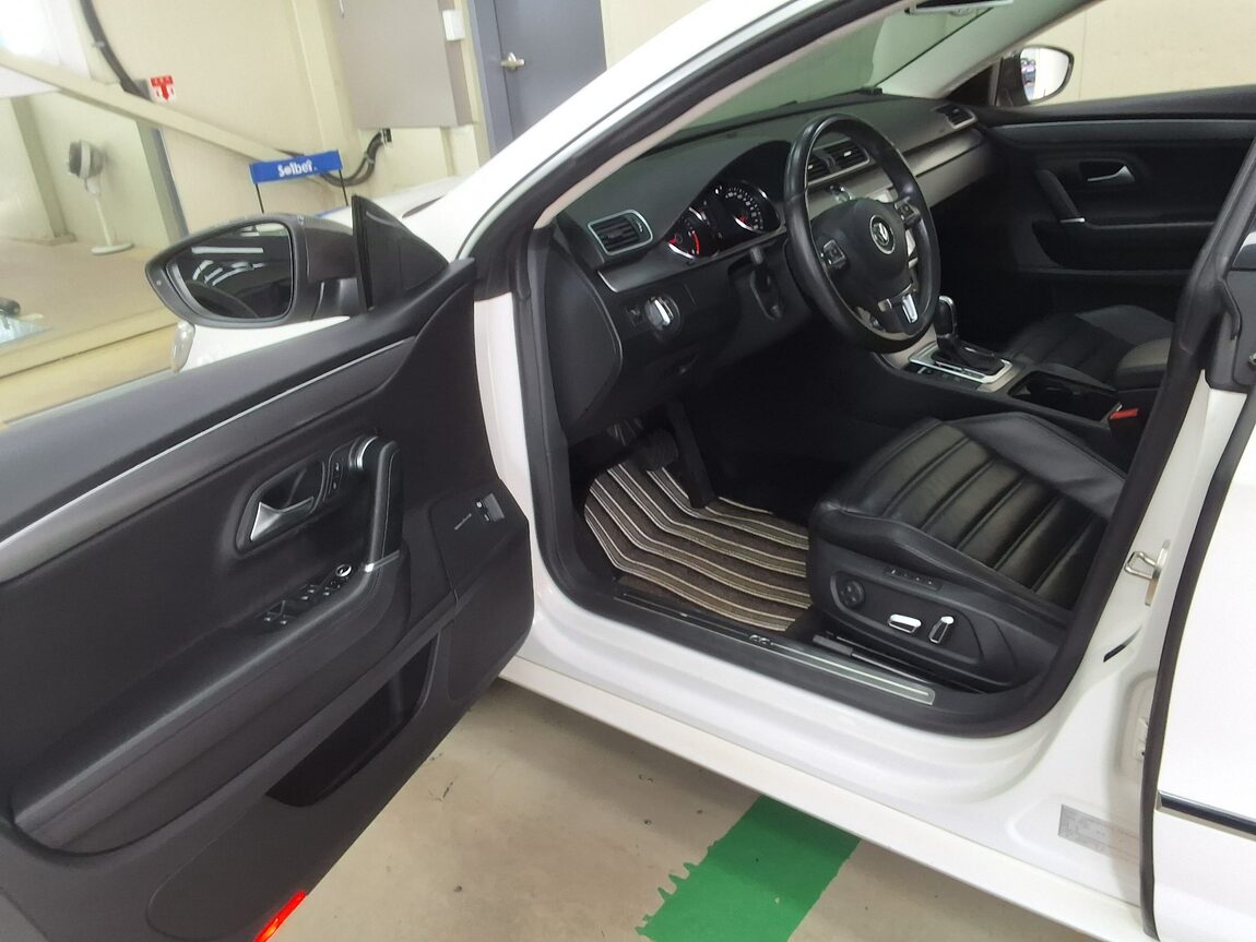 VOLKSWAGEN CC 2.0 TDI BLUEMOTION 4MOTION 2015 - zdjęcie 11
