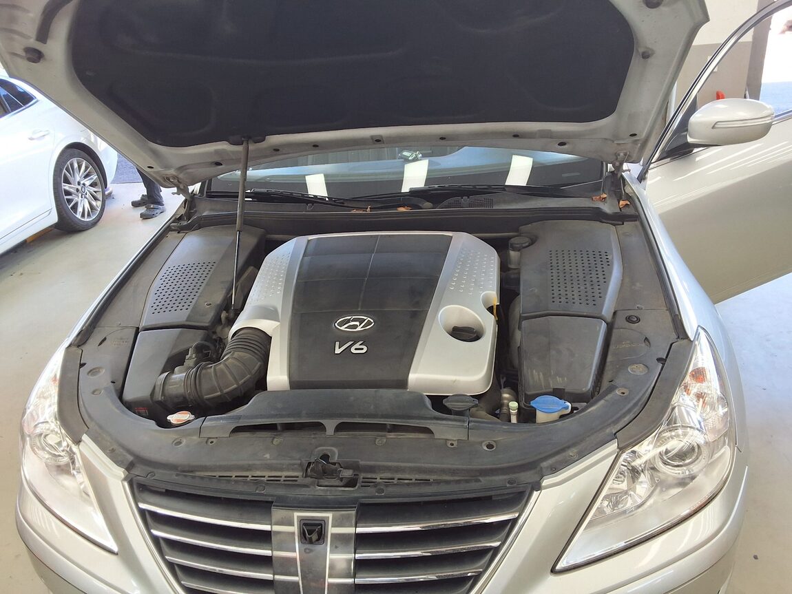 HYUNDAI GENESIS BH 330 LUXURY VIP PACK 2009 - zdjęcie 20