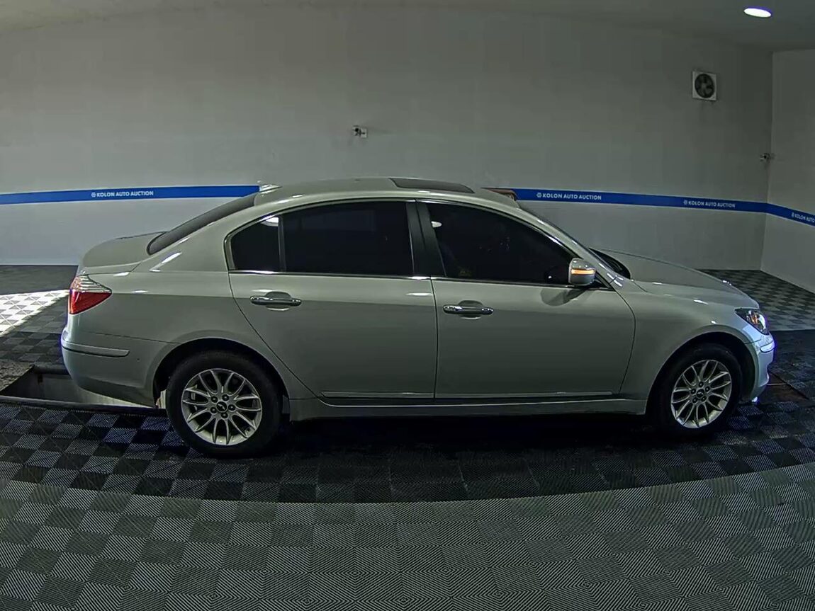 HYUNDAI GENESIS BH 330 LUXURY VIP PACK 2009 - zdjęcie 4