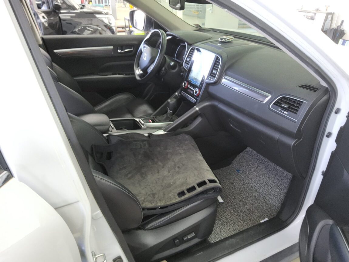 RENAULT (SAMSUNG) QM6 2.0 dCi 4WD RE 2017 - zdjęcie 14