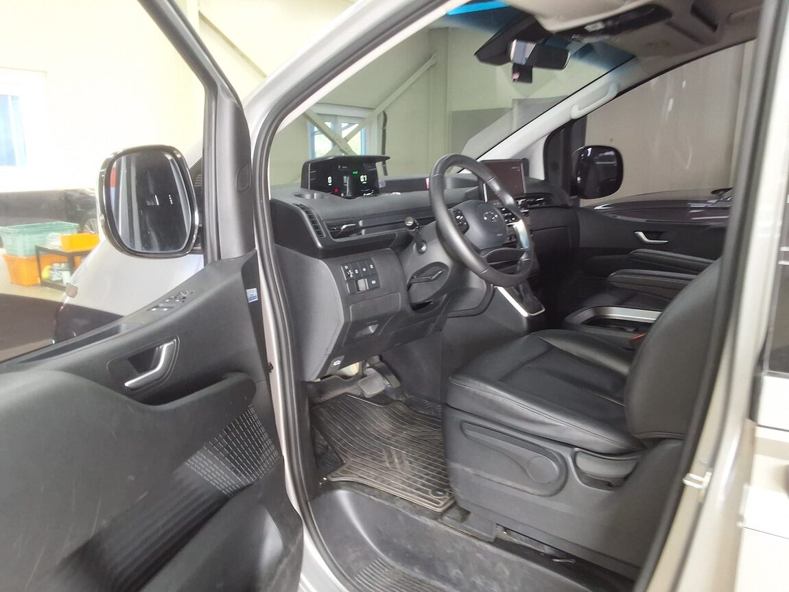 HYUNDAI STARIA 2.2 DIESEL CARGO 5-SEATER MODERN 2022 - zdjęcie 11