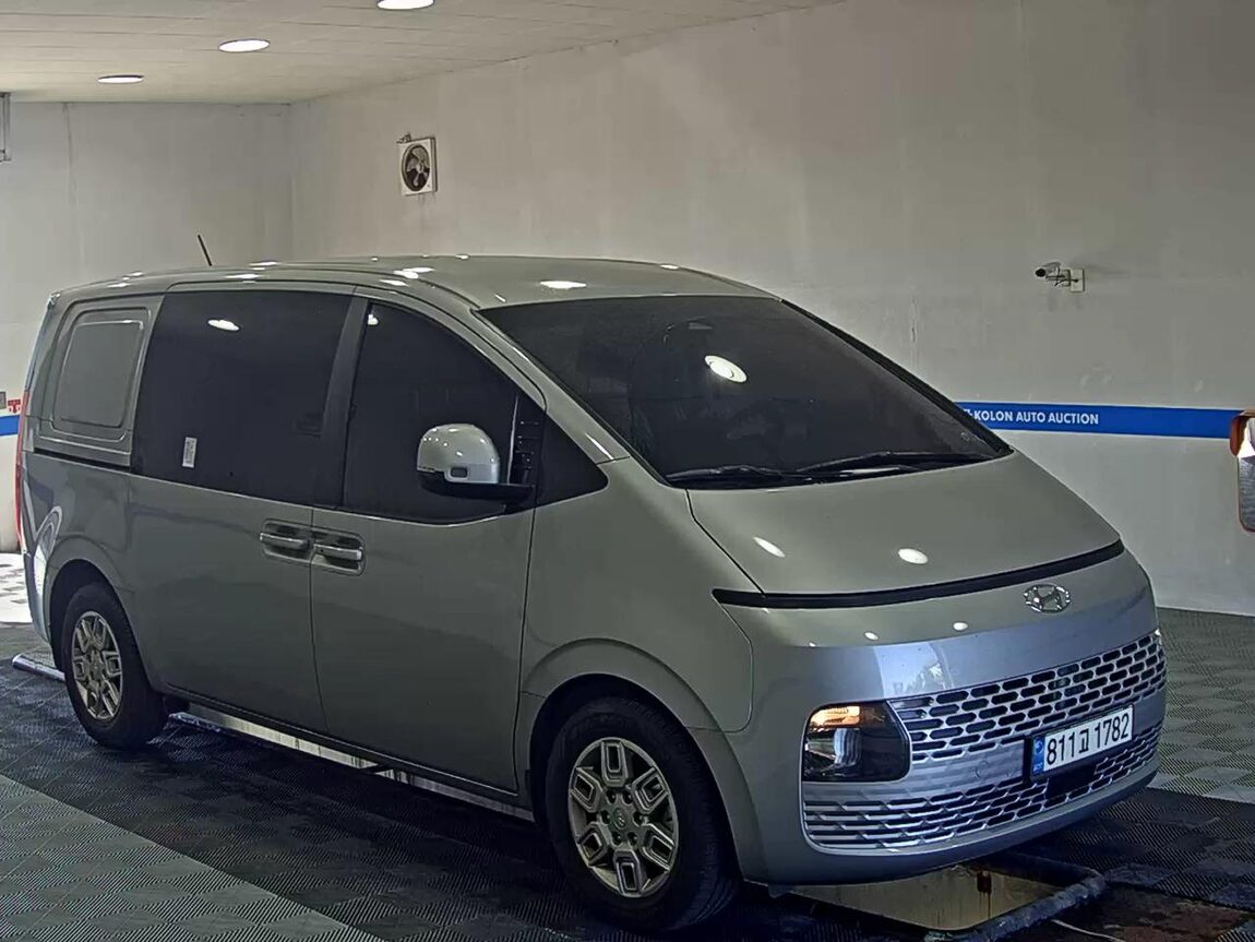 HYUNDAI STARIA 2.2 DIESEL CARGO 5-SEATER MODERN 2022 - zdjęcie 3
