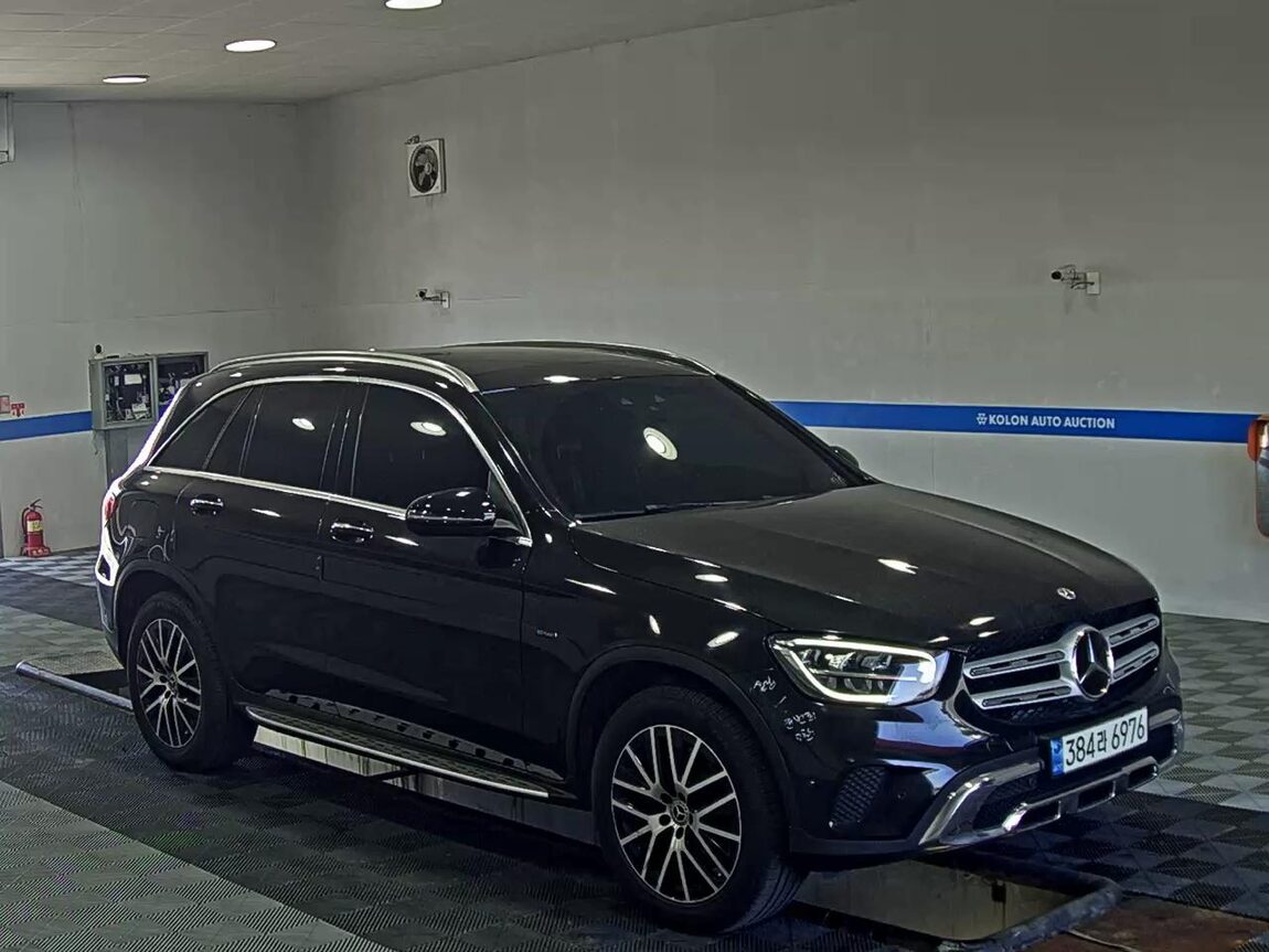 MERCEDES-BENZ GLC-CLASS GLC 300e 4MATIC 2021 - zdjęcie 3