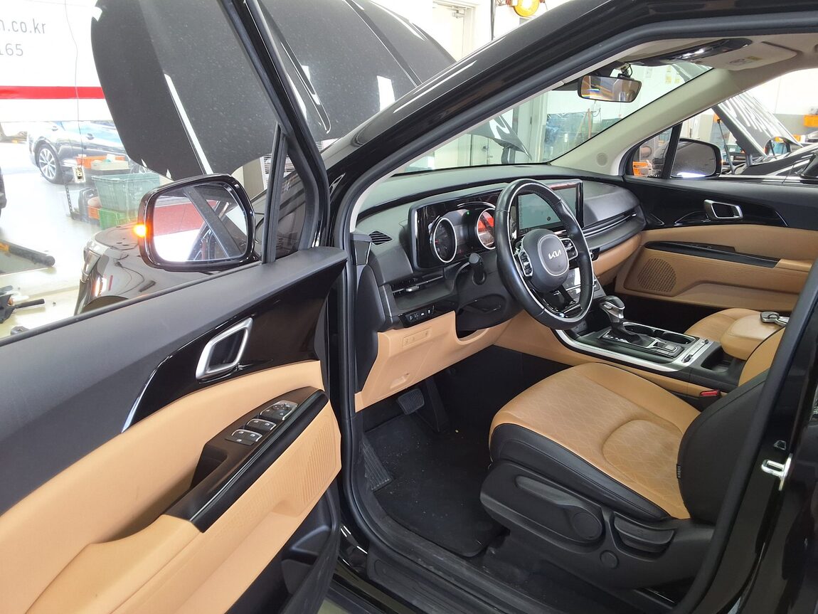 KIA NEW CARNIVAL (KA4) 9-SEATER DIESEL PRESTIGE 2022 - zdjęcie 10