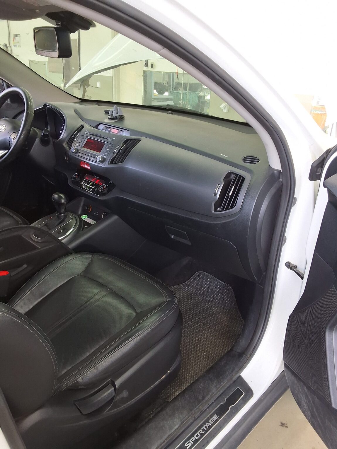 KIA SPORTAGE R DIESEL R2.0 4WD LIMITED 2011 - zdjęcie 14