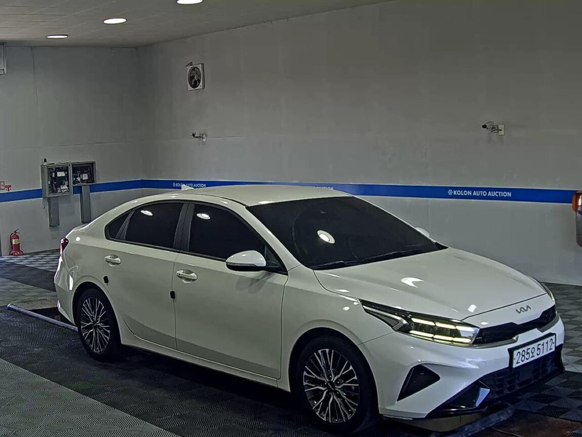KIA THE NEW K3 1.6 GASOLINE PRESTIGE 2023 - zdjęcie 3