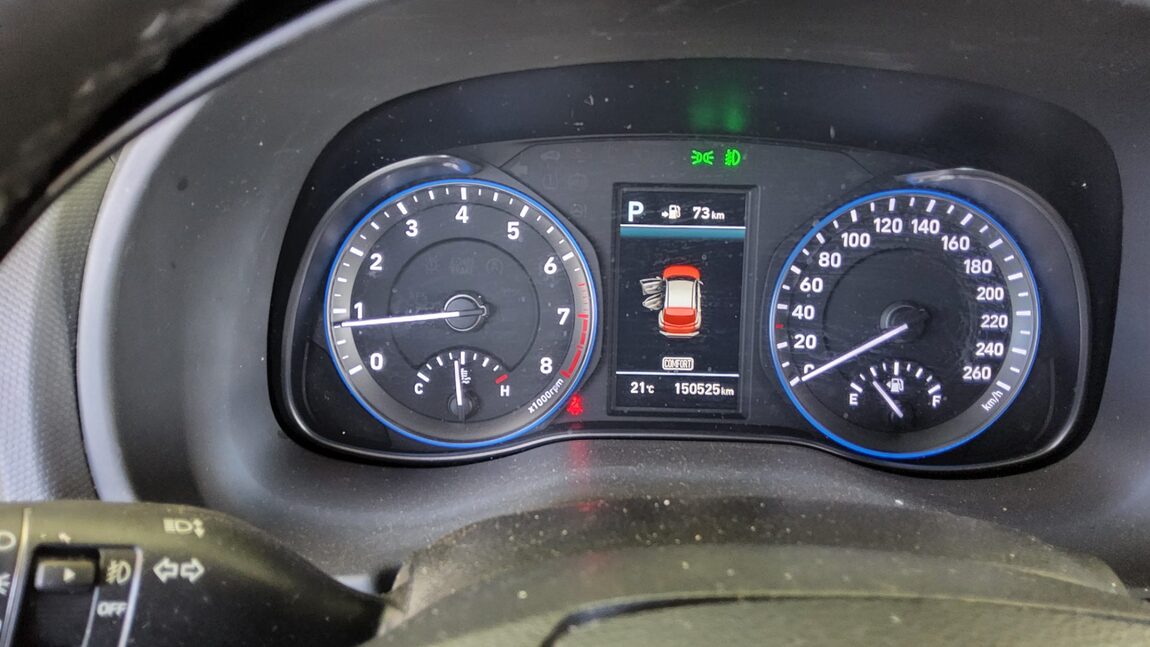 HYUNDAI KONA 1.6 GASOLINE 2WD PREMIUM 2018 - zdjęcie 9