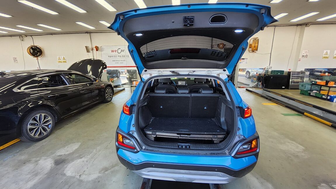 HYUNDAI KONA 1.6 GASOLINE 2WD PREMIUM 2018 - zdjęcie 15