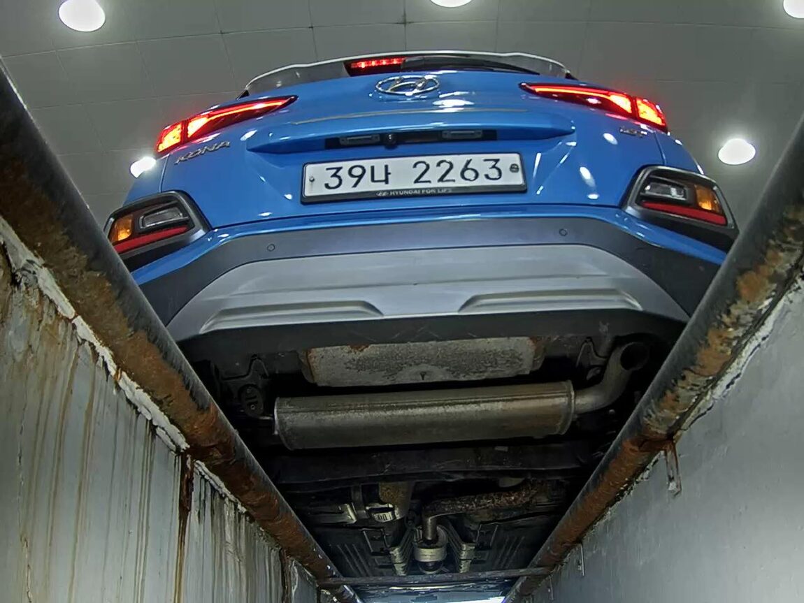 HYUNDAI KONA 1.6 GASOLINE 2WD PREMIUM 2018 - zdjęcie 8