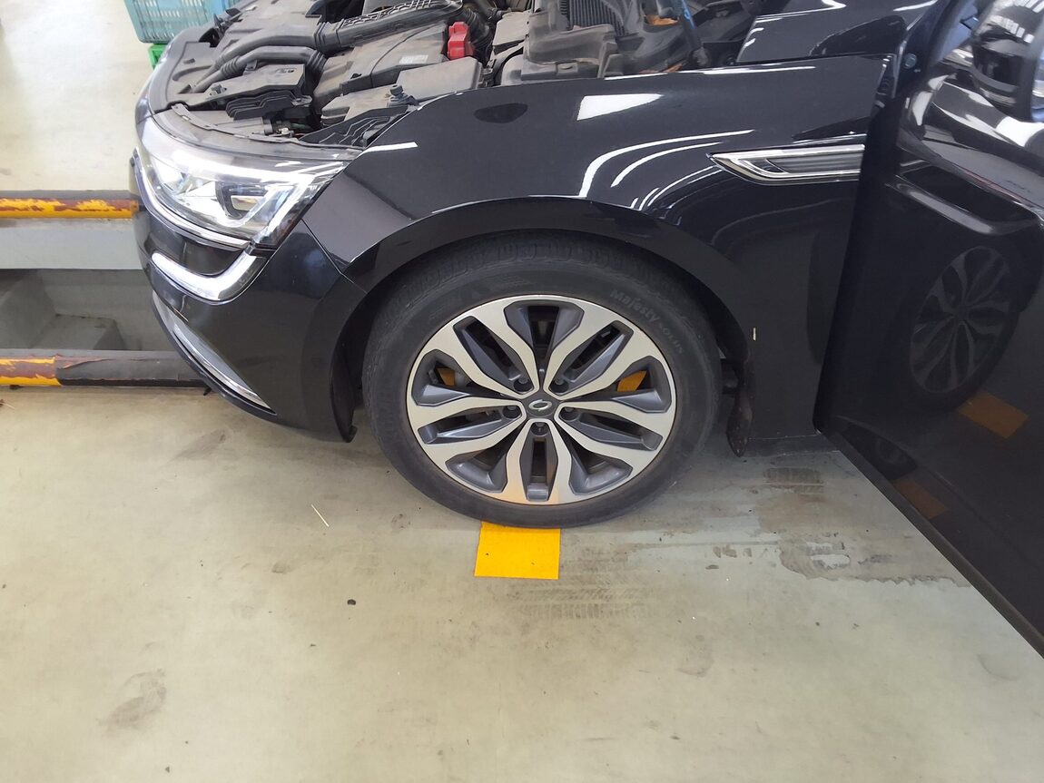 RENAULT (SAMSUNG) SM6 2.0 GDe LE 2017 - zdjęcie 22