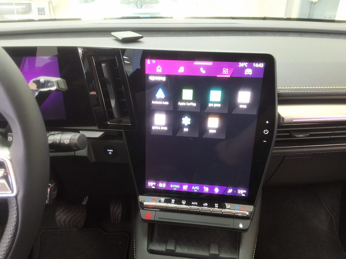 RENAULT (SAMSUNG) SCENIC EV ICONIC 2026 - zdjęcie 24