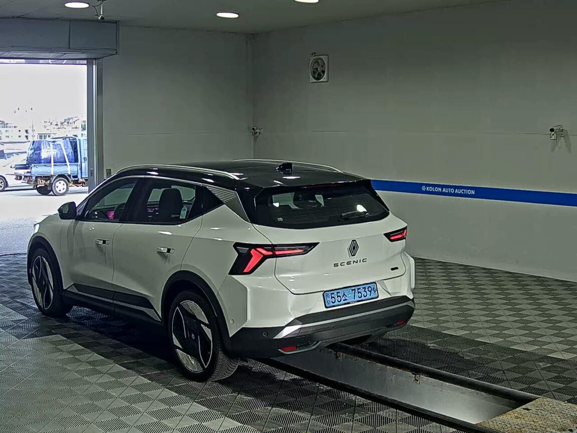 RENAULT (SAMSUNG) SCENIC EV ICONIC 2026 - zdjęcie 6