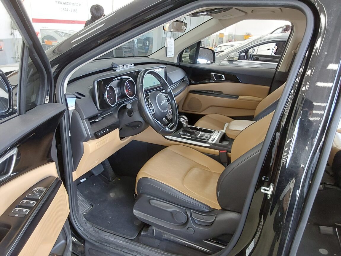 KIA NEW CARNIVAL (KA4) 9-SEATER DIESEL PRESTIGE 2023 - zdjęcie 10