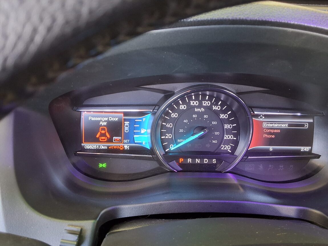 FORD EXPLORER (5TH GEN) 2.3 AWD LIMITED 2017 - zdjęcie 9
