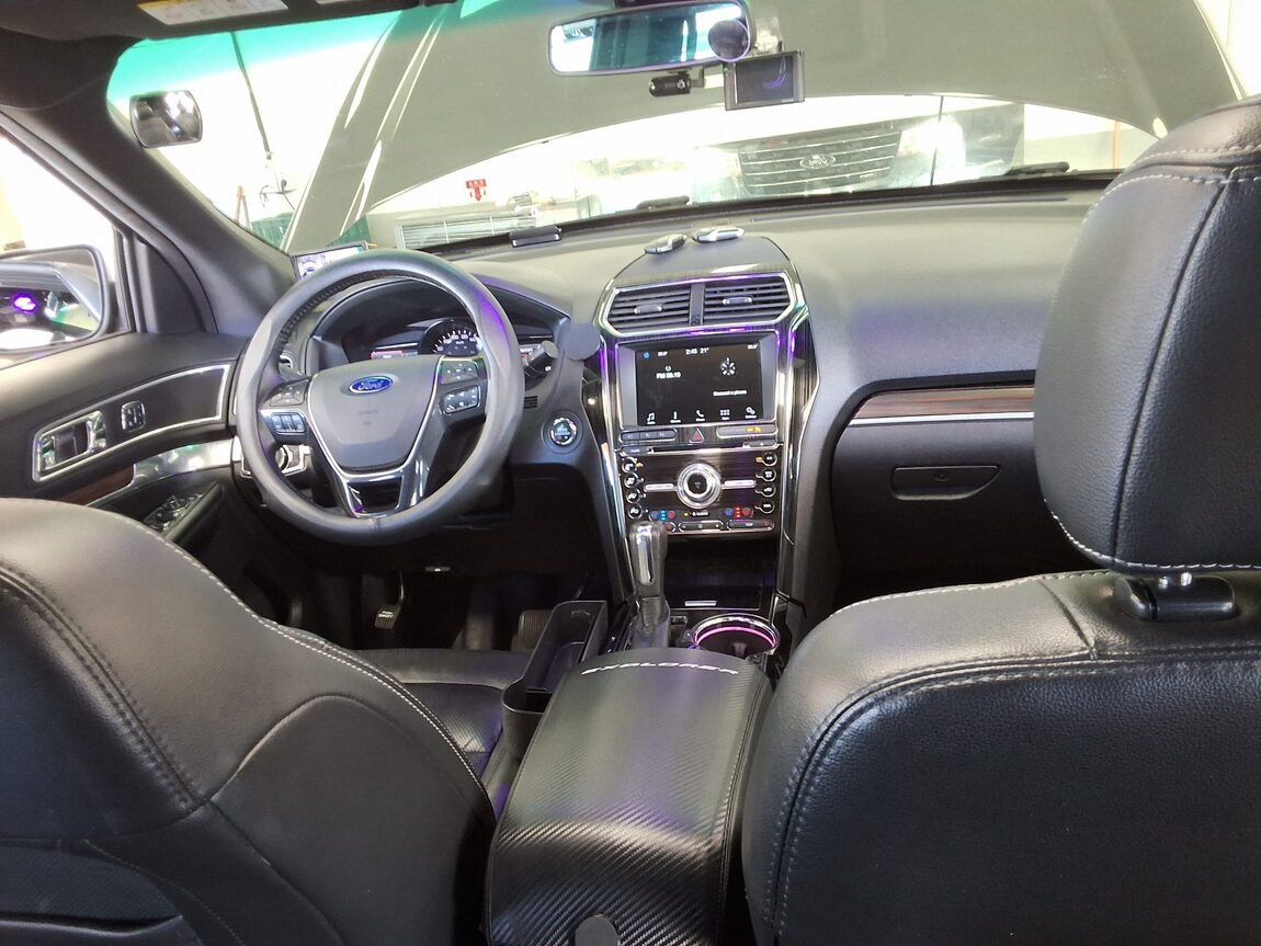 FORD EXPLORER (5TH GEN) 2.3 AWD LIMITED 2017 - zdjęcie 11