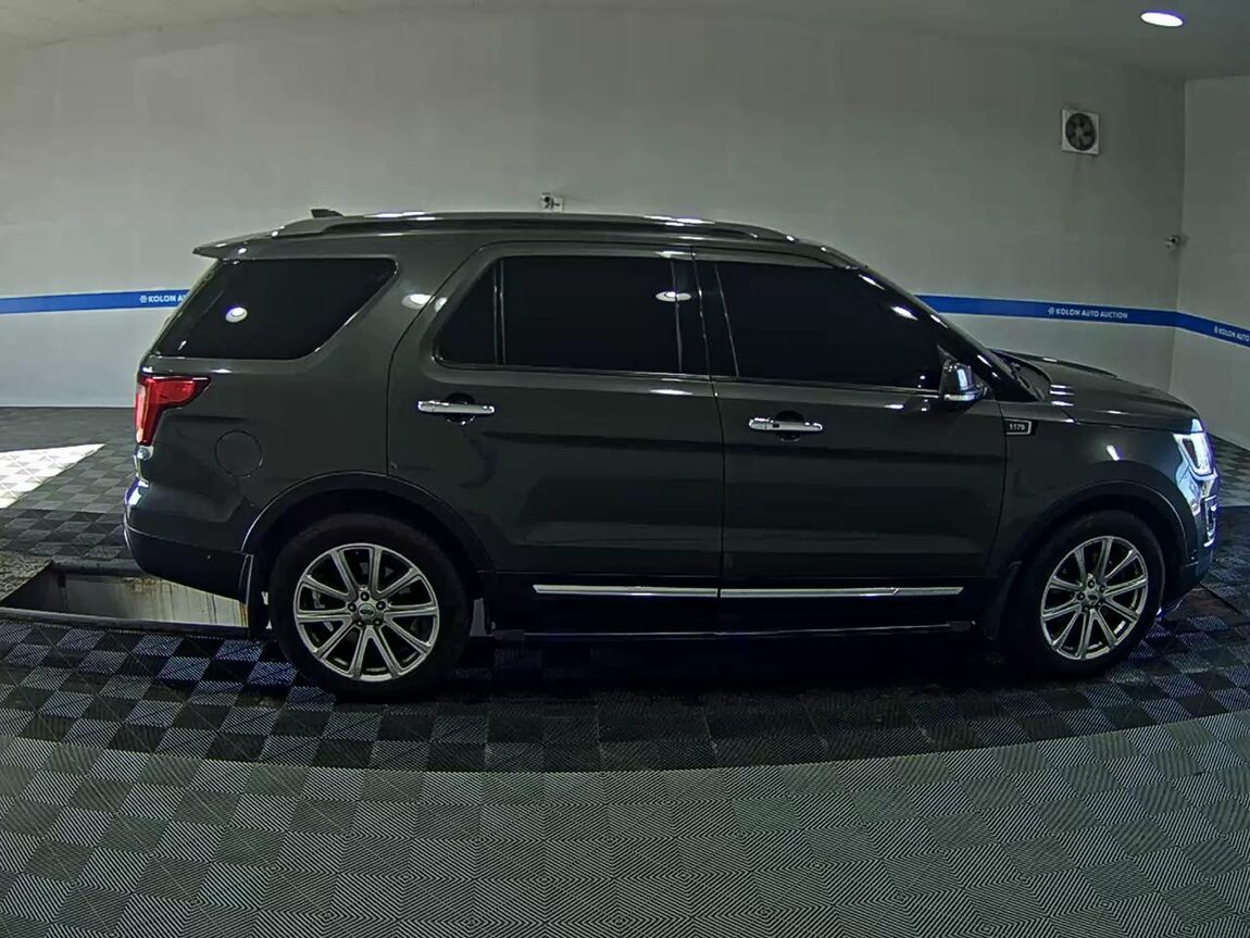 FORD EXPLORER (5TH GEN) 2.3 AWD LIMITED 2017 - zdjęcie 4