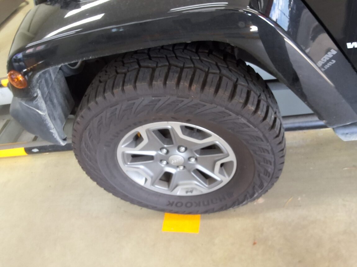 JEEP WRANGLER (JK) 3.6 SAHARA 4-DOOR 2017 - zdjęcie 19
