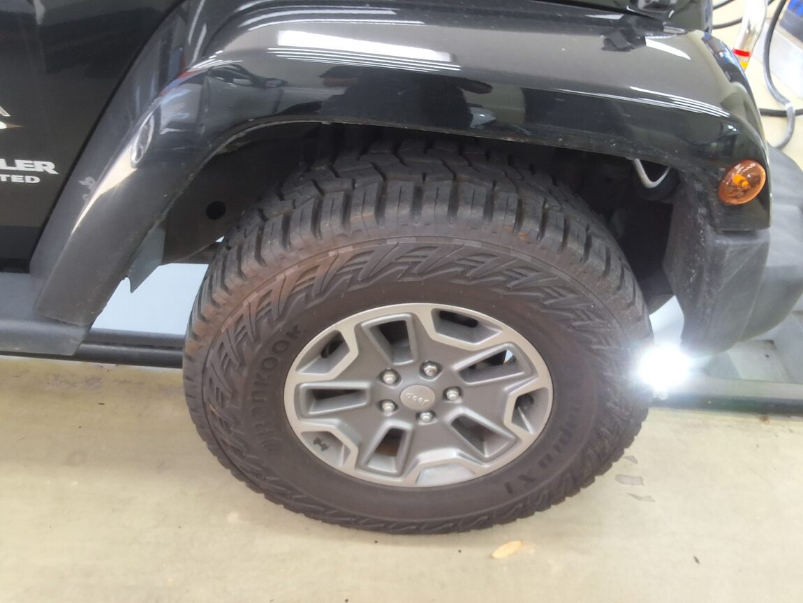JEEP WRANGLER (JK) 3.6 SAHARA 4-DOOR 2017 - zdjęcie 21