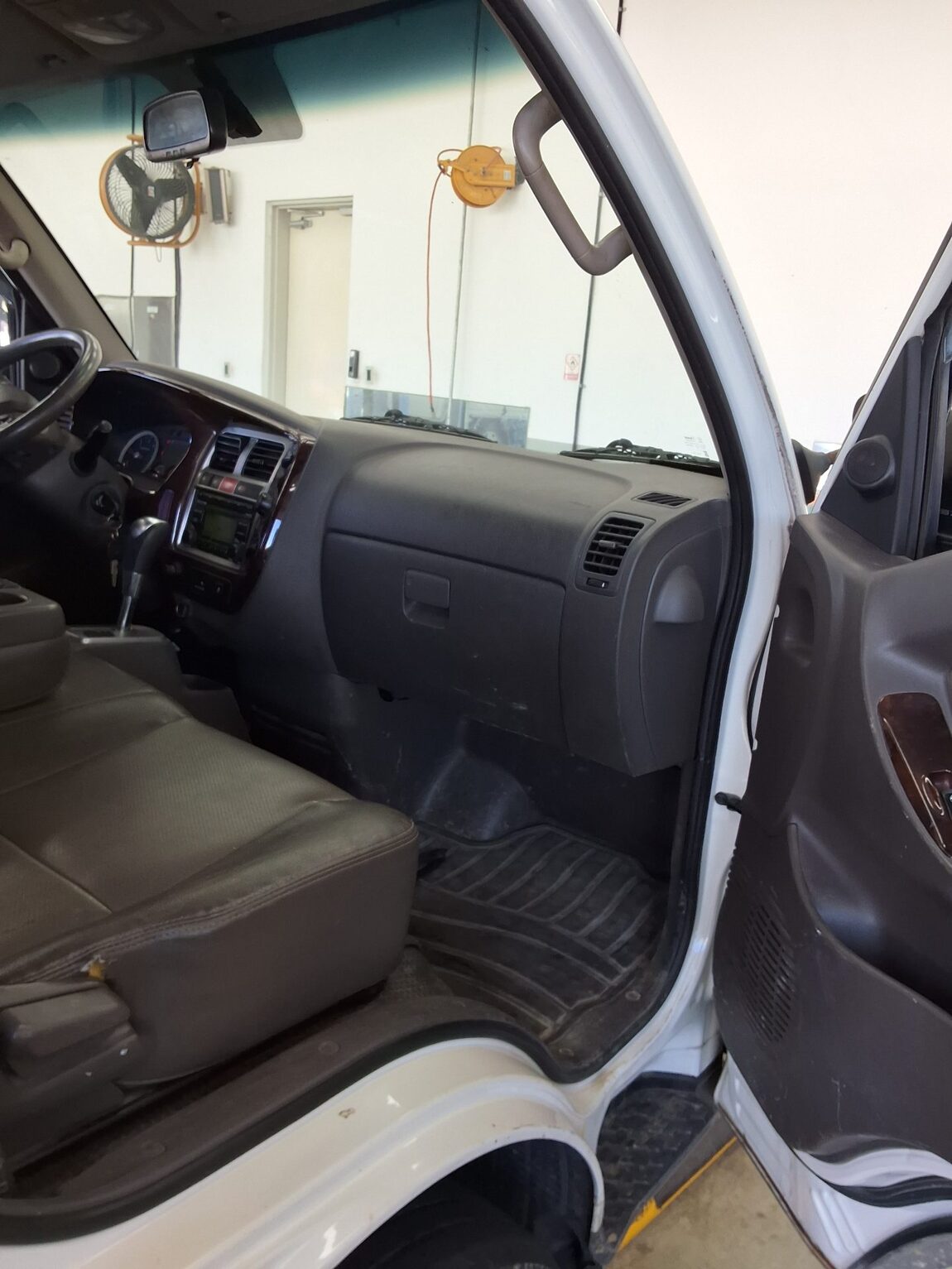 HYUNDAI PORTER II CRDi SUPER CAB EXTRA LONG WHEELBASE GOLD 2016 - zdjęcie 12