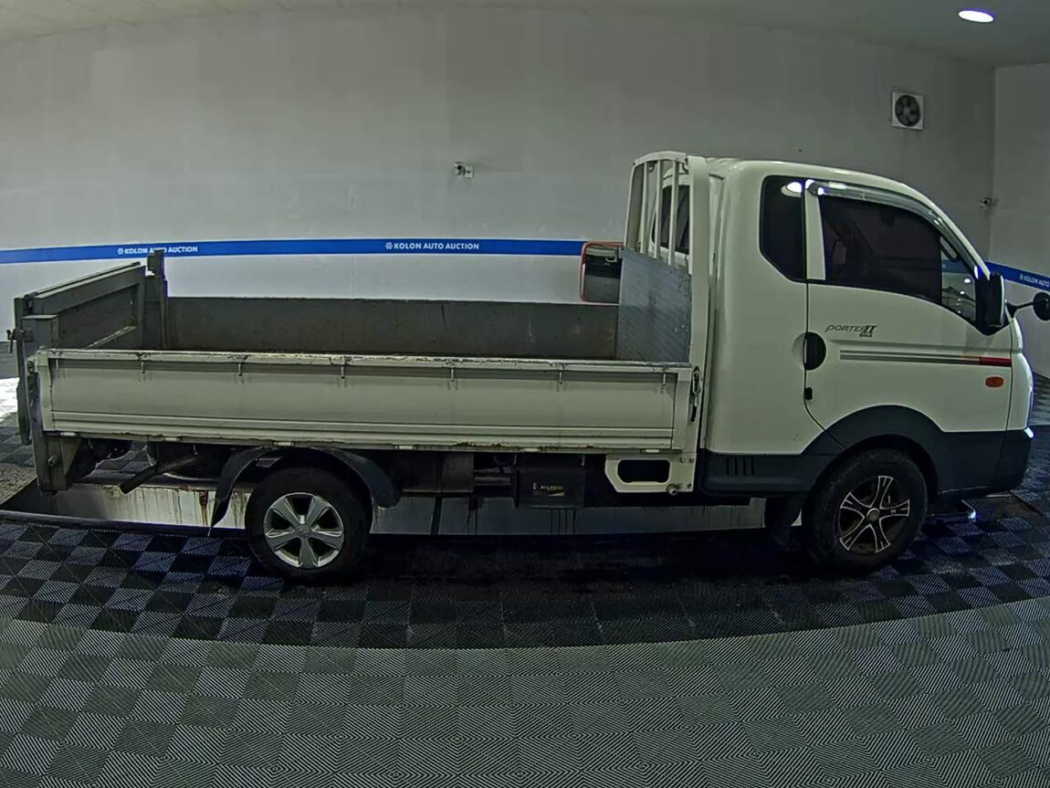 HYUNDAI PORTER II CRDi SUPER CAB EXTRA LONG WHEELBASE GOLD 2016 - zdjęcie 4