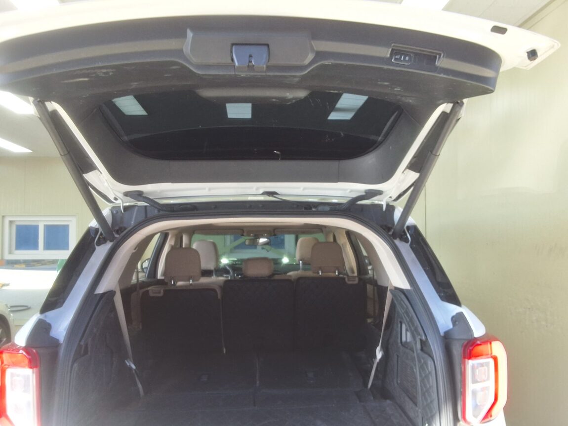 FORD EXPLORER (6TH GEN) 2.3 AWD LIMITED 2020 - zdjęcie 16