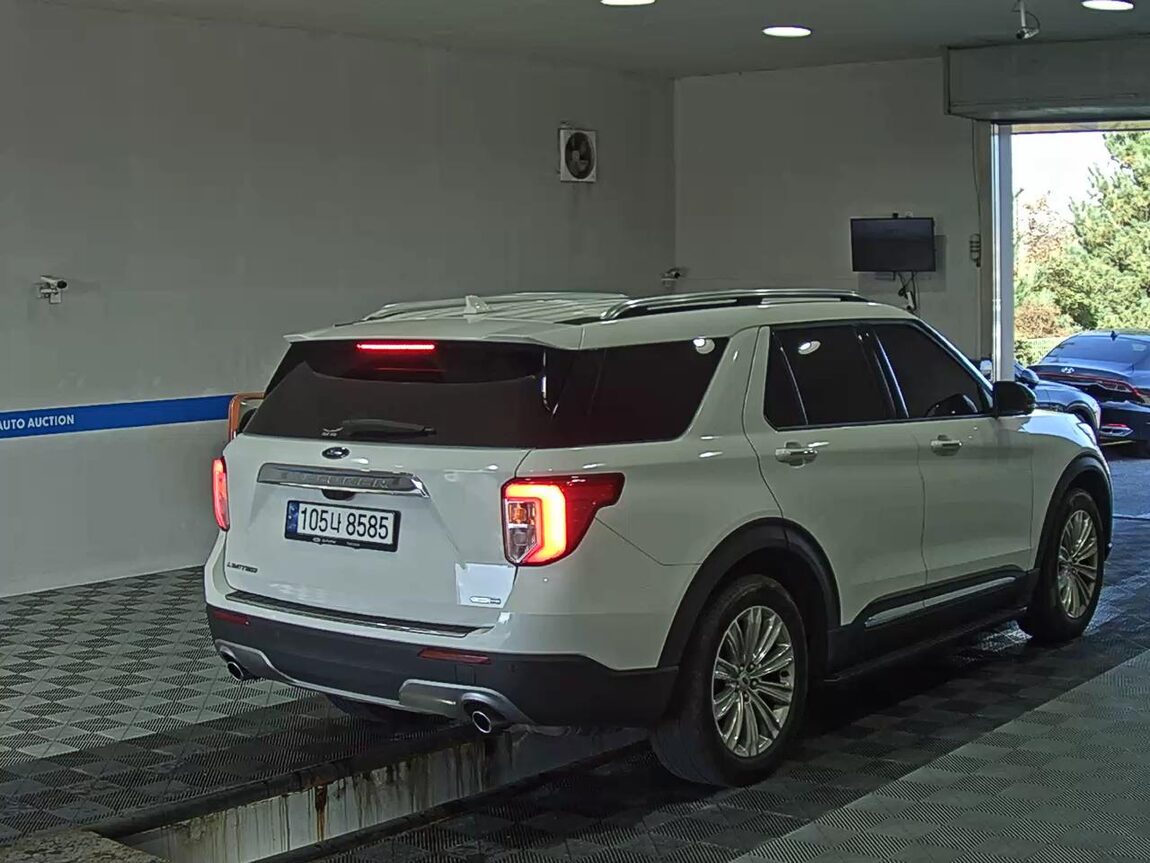 FORD EXPLORER (6TH GEN) 2.3 AWD LIMITED 2020 - zdjęcie 5