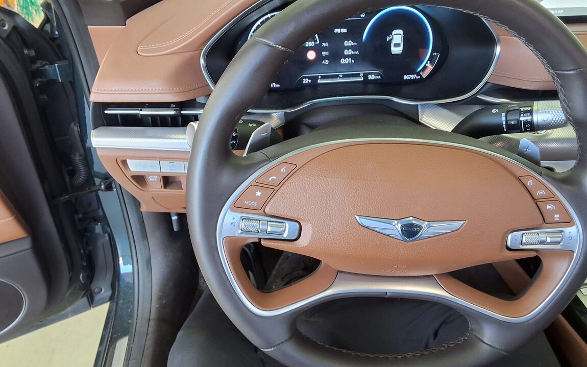 GENESIS THE ALL NEW G80 GASOLINE 2.5 2WD BASE MODEL 2022 - zdjęcie 17