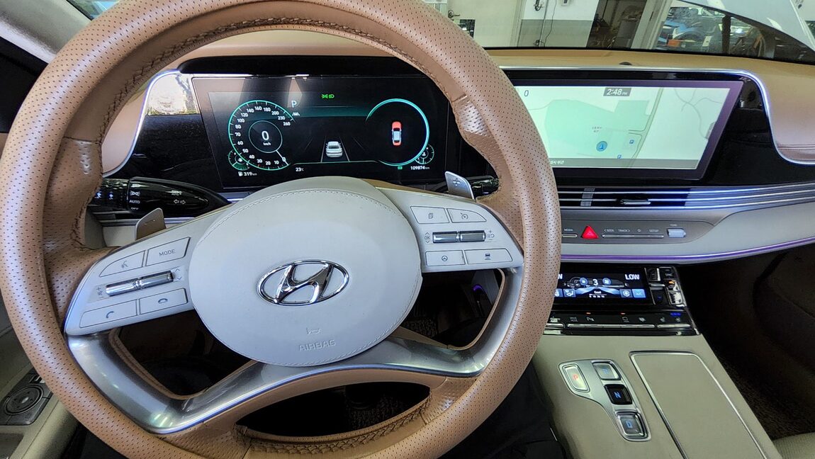 HYUNDAI THE NEW GRANDEUR IG GASOLINE 2.5 CALLIGRAPHY 2020 - zdjęcie 17