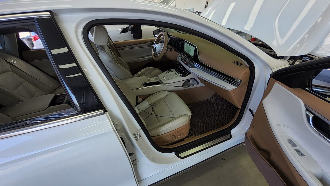 HYUNDAI THE NEW GRANDEUR IG GASOLINE 2.5 CALLIGRAPHY 2020 - zdjęcie 14
