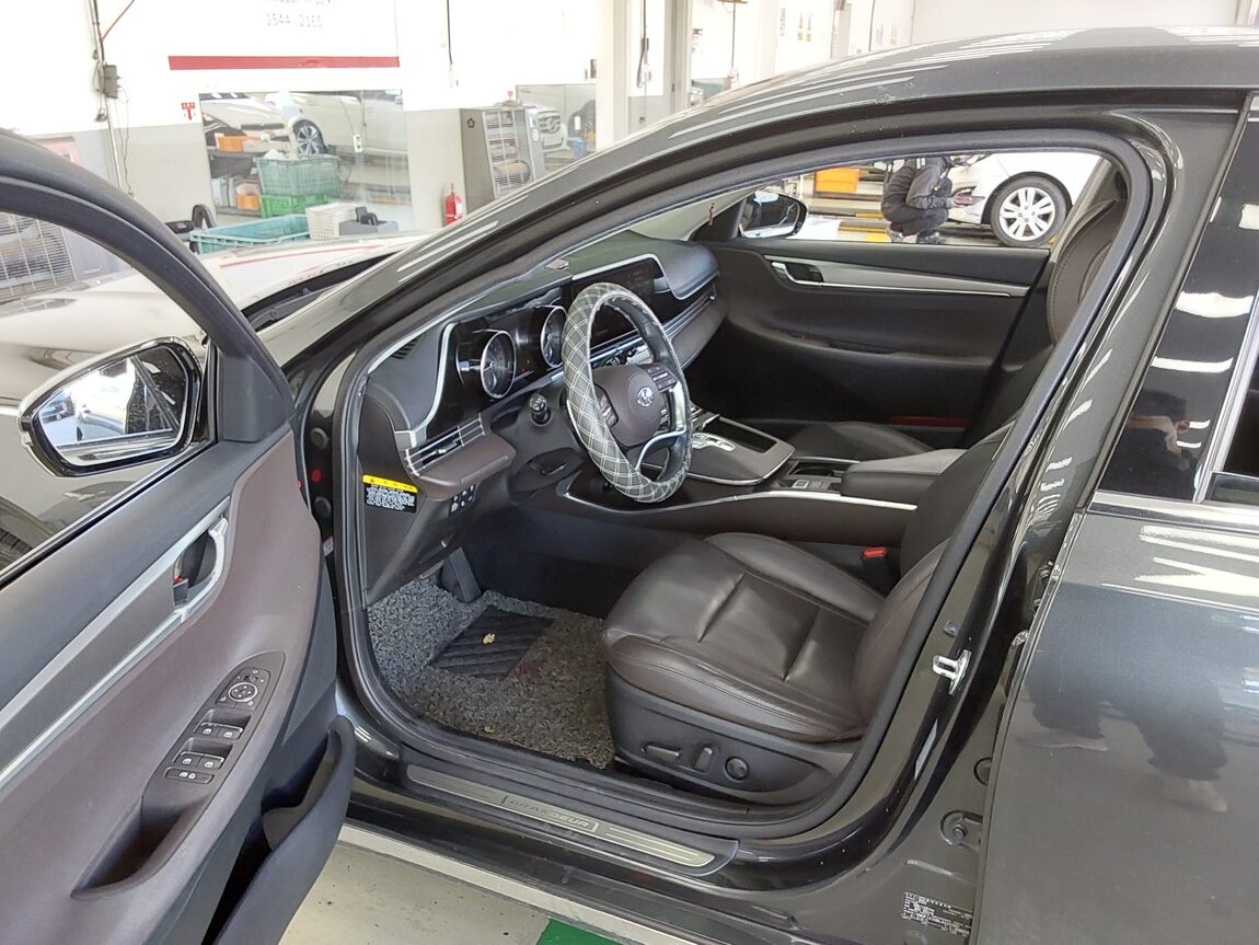 HYUNDAI THE NEW GRANDEUR IG LPi 3.0 PREMIUM CHOICE 2020 - zdjęcie 10