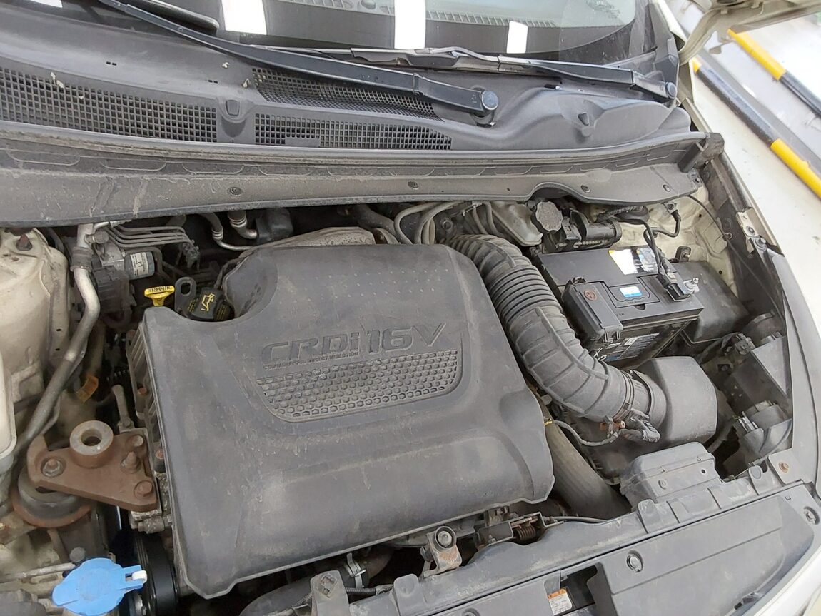 KIA SPORTAGE R DIESEL R2.0 2WD TLX PREMIUM 2011 - zdjęcie 19