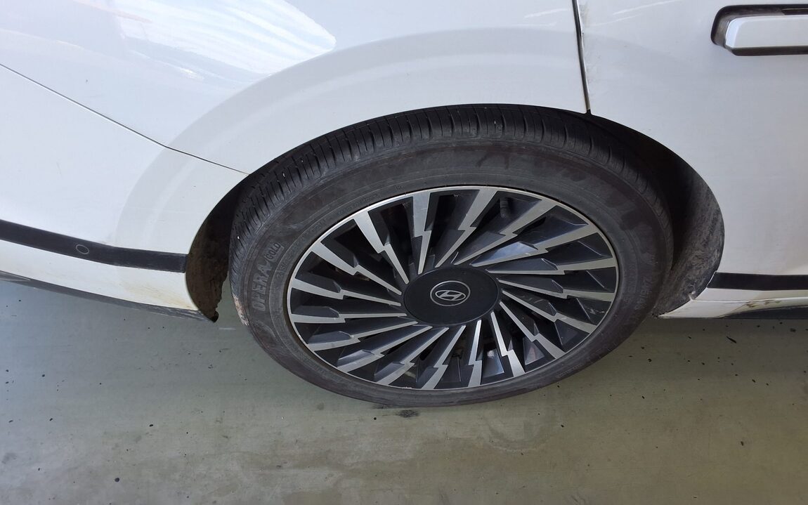 HYUNDAI THE ALL NEW GRANDEUR GASOLINE 3.5 2WD CALLIGRAPHY 2023 - zdjęcie 26