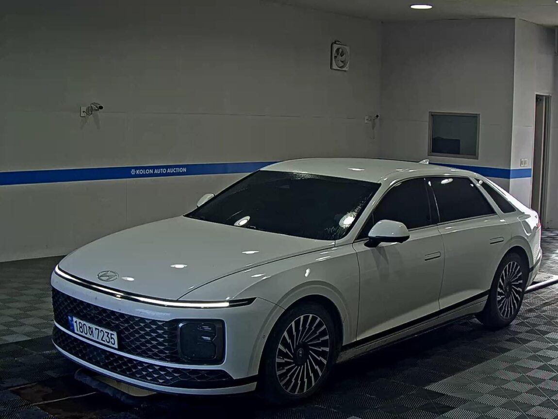 HYUNDAI THE ALL NEW GRANDEUR GASOLINE 3.5 2WD CALLIGRAPHY 2023 - zdjęcie 2
