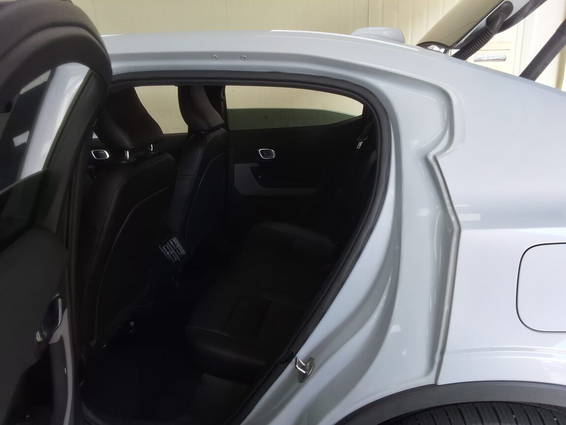 POLESTAR POLESTAR 2 LONG RANGE SINGLE MOTOR 2023 - zdjęcie 13