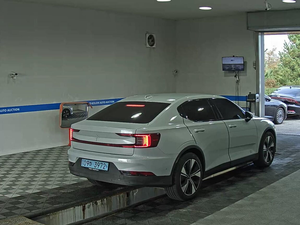 POLESTAR POLESTAR 2 LONG RANGE SINGLE MOTOR 2023 - zdjęcie 5