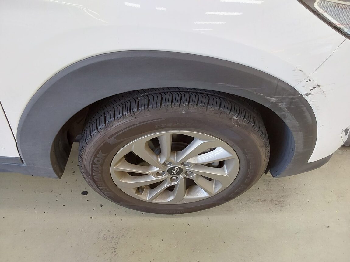 HYUNDAI ALL NEW TUCSON DIESEL 1.7 2WD MODERN 2016 - zdjęcie 23